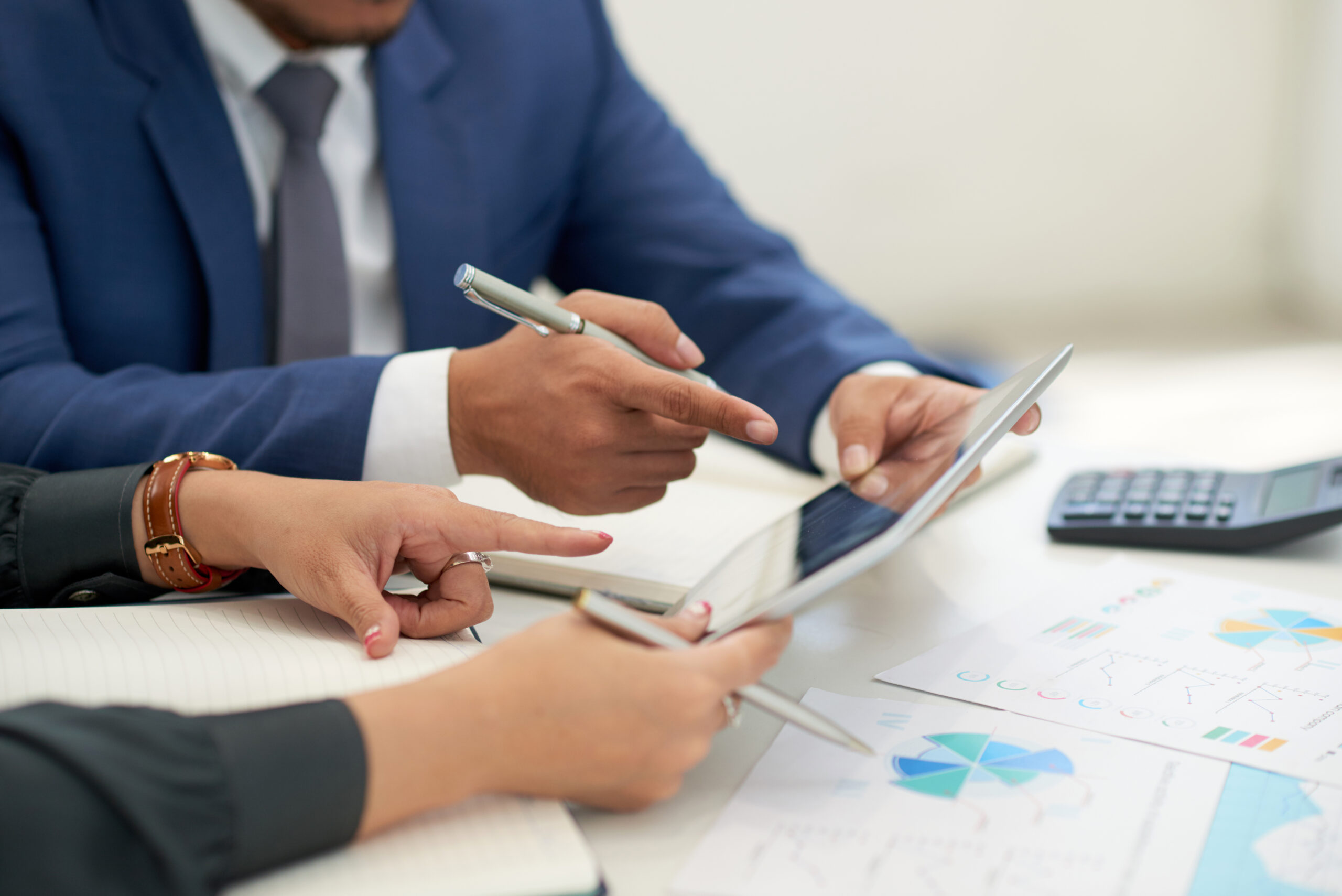 Income tax advisor in Kanpur
